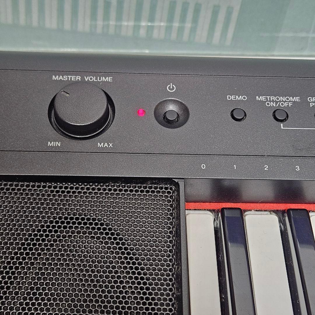 Yamaha Keyboards Digital Pianos Piaggero Np-11 61