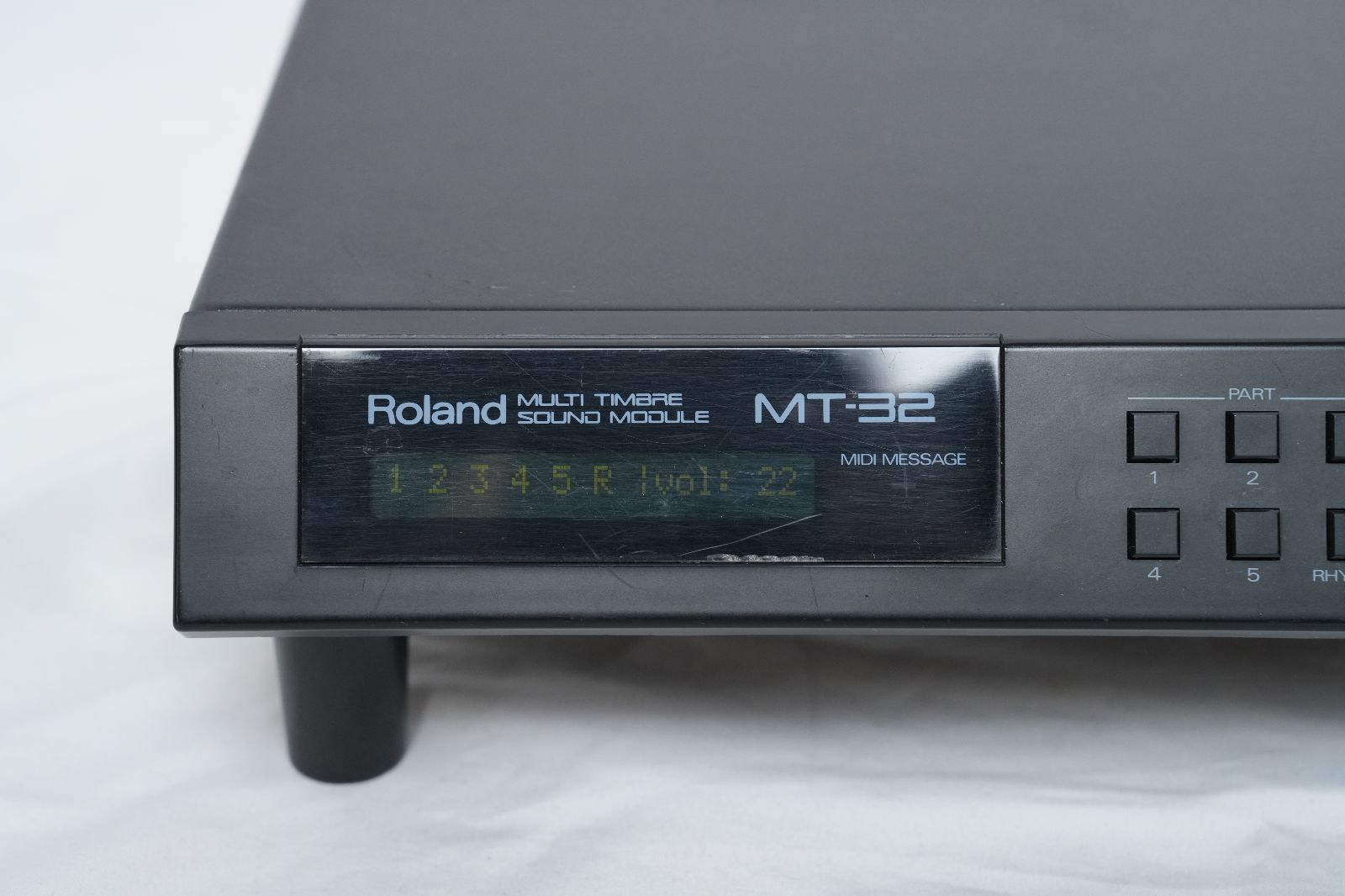 Roland Hardware Sound Source Mt-32 80