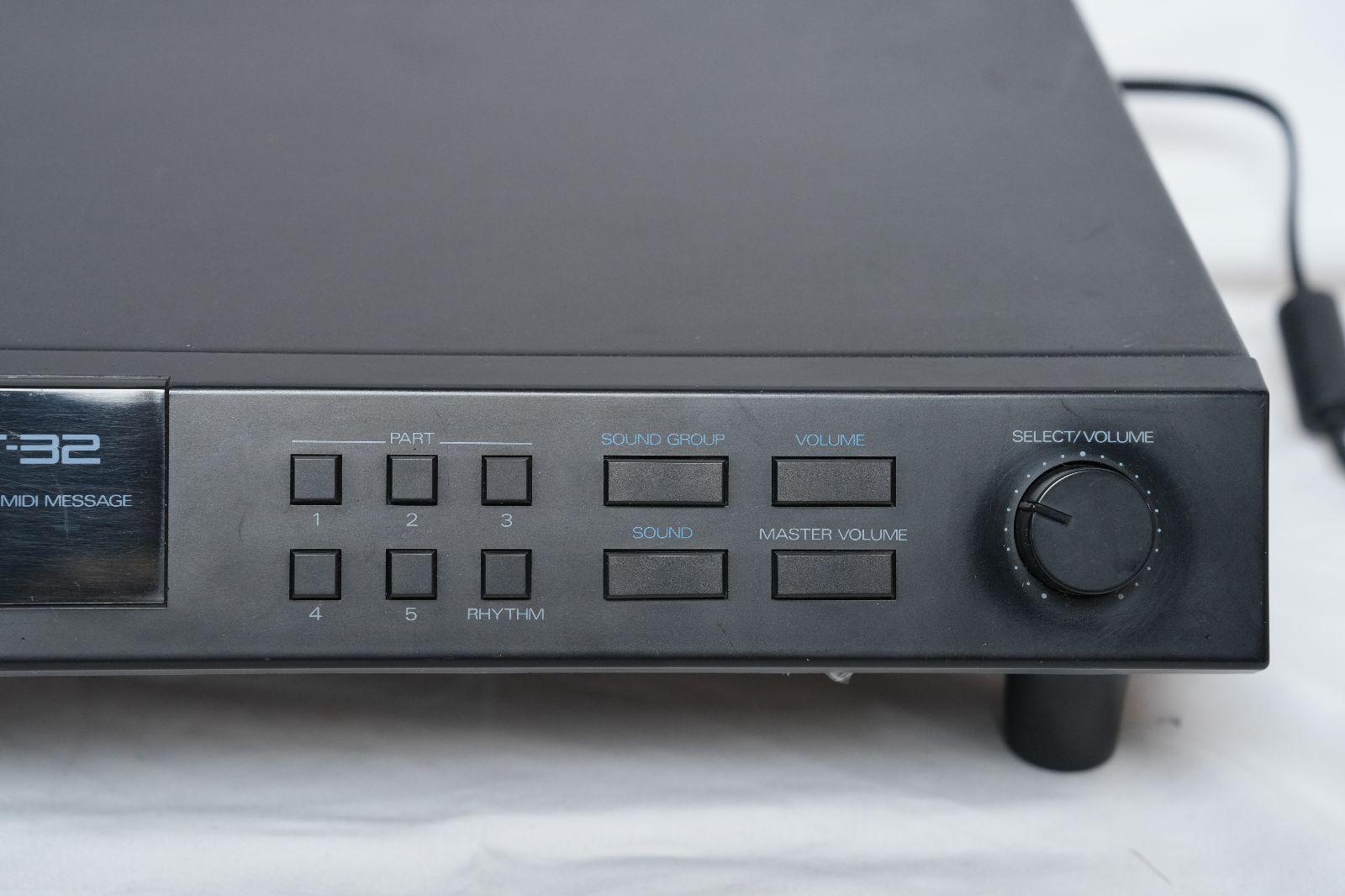 Roland Hardware Sound Source Mt-32 80