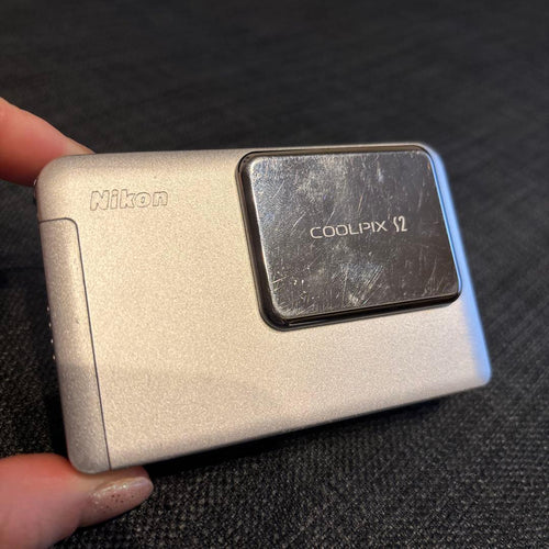 Nikon Compact Digital Camera Coolpix S2
