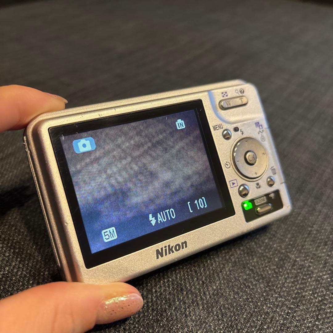 Nikon Compact Digital Camera Coolpix S2