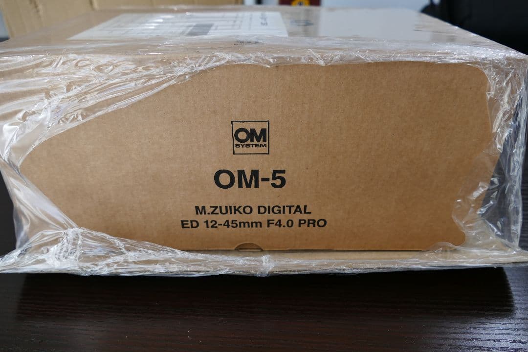 Om System Mirrorless Interchangeable Lips Om-5 12 45Mmf4.0
