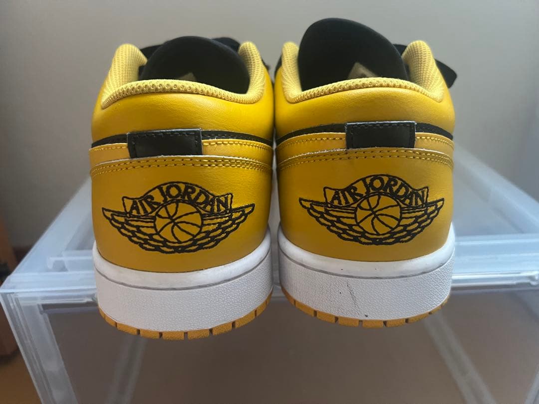 Nike Sneakers Air Jordan 1 Low Yellow Black