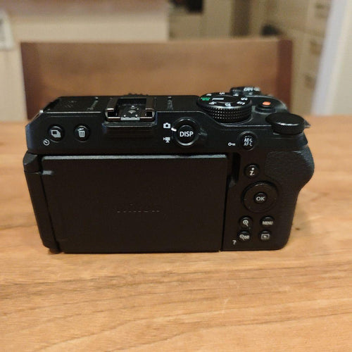 Nikon Mirrorless Interchangeable Lens Cameras Z 30