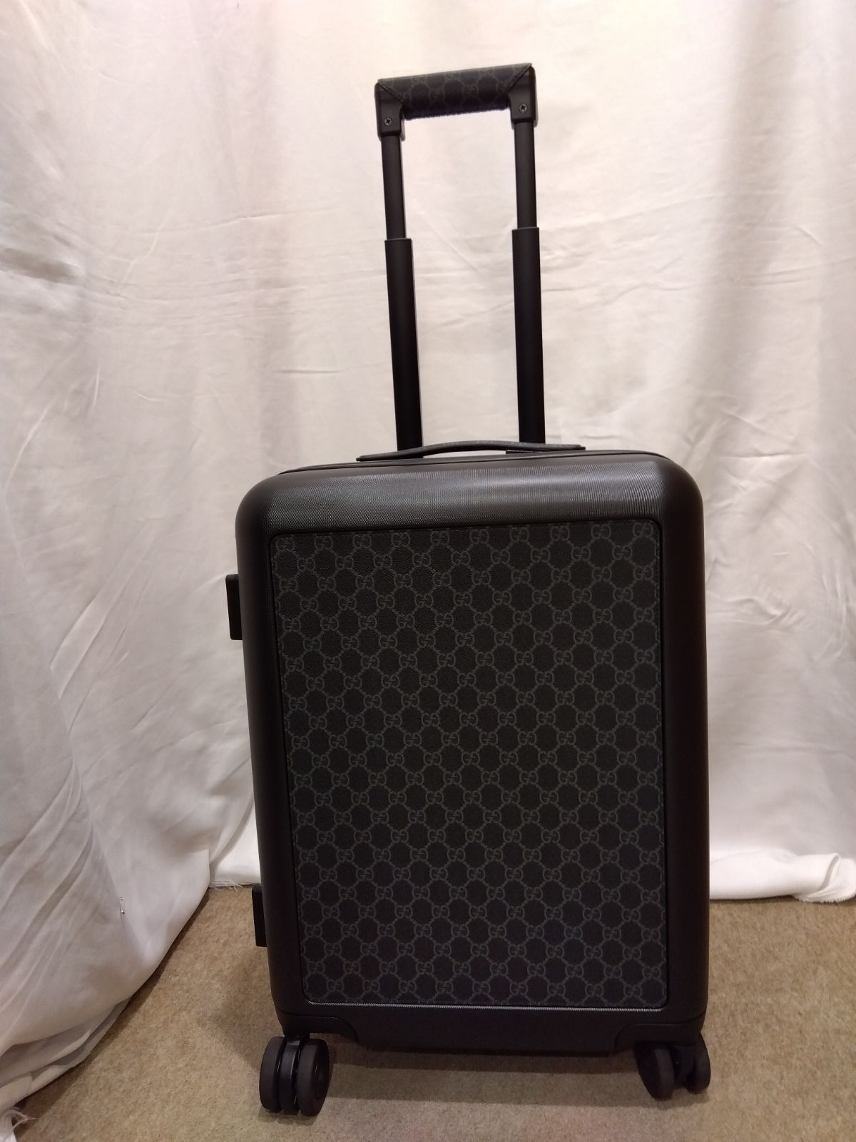 Gucci Carry Case M08 25 Ss