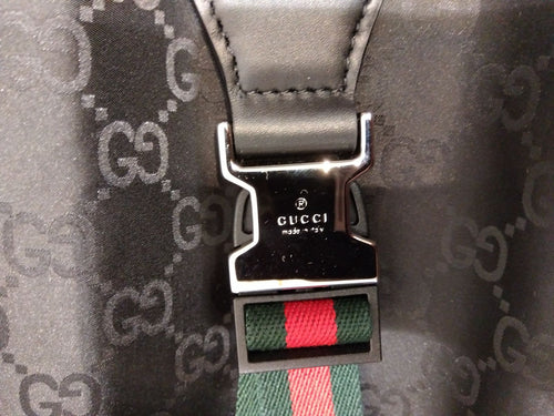 Gucci Carry Case M08 25 Ss