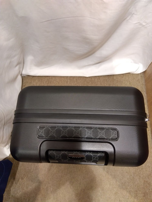 Gucci Carry Case M08 25 Ss