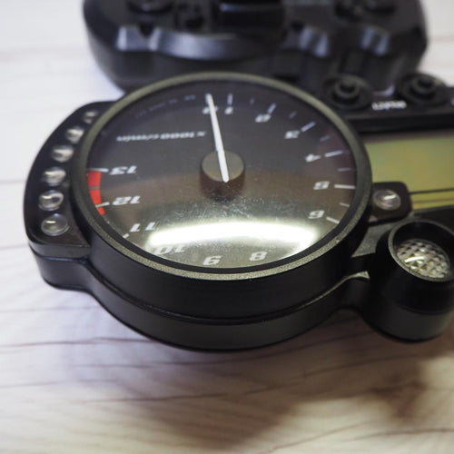 Yamaha Speedometers Yzf-R1 02 5Pw 25,600Km