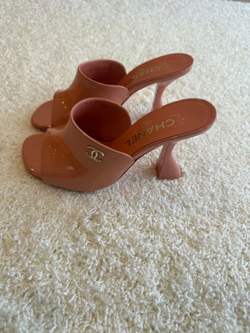 Chanel Mules 35