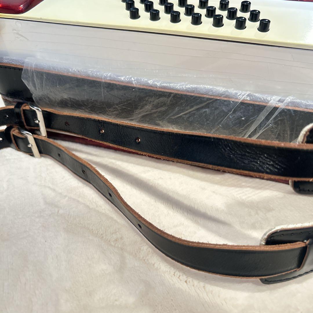 Yamaha Accordions Ya-21 32 21