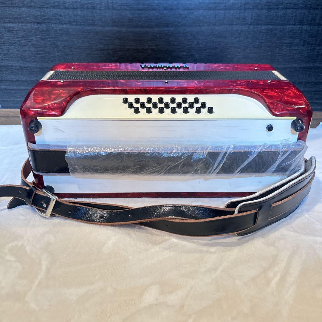 Yamaha Accordions Ya-21 32 21