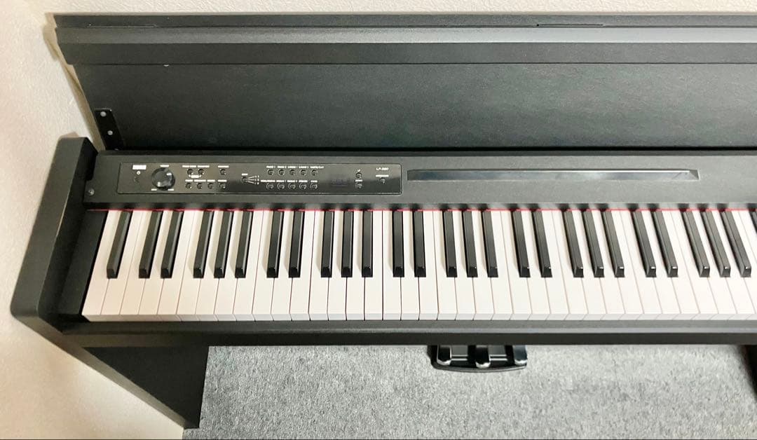 Korg Keyboards Digital Pianos Lp-380Bk