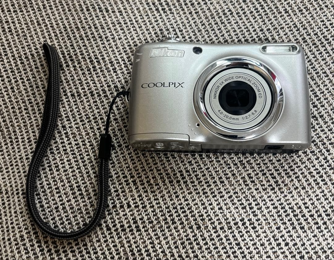 Nikon Compact Digital Camera Coolpix L23