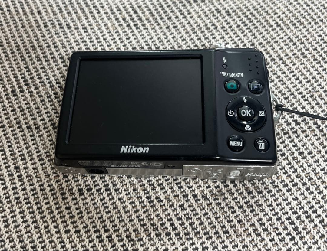 Nikon Compact Digital Camera Coolpix L23