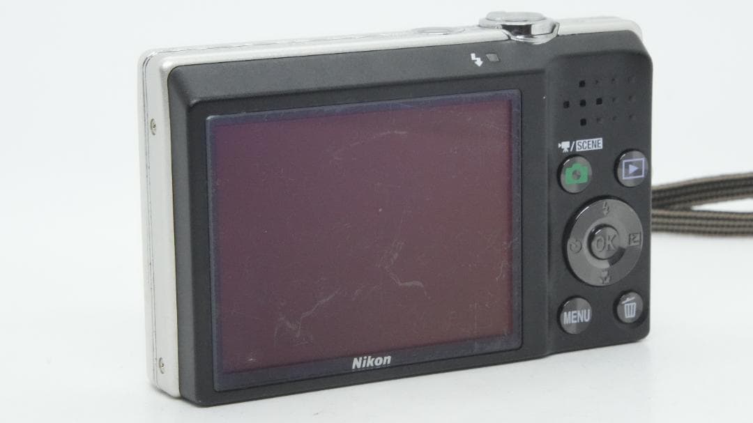 Compact Digital Camera D2067 Nikon Coolpix S570