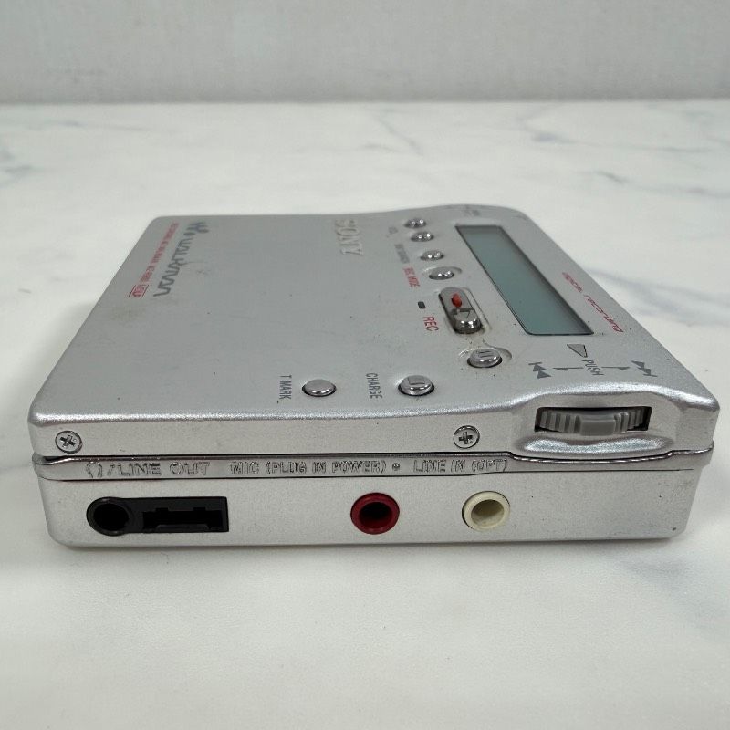Sony Portable Md Player Mz-R900 Walkman 322K2400