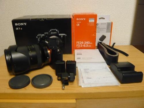 Sony Mirrorless Interchangeable Lips 7R Ii 24-240Mm