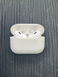 Apple Airpods Pro 2 Lightning