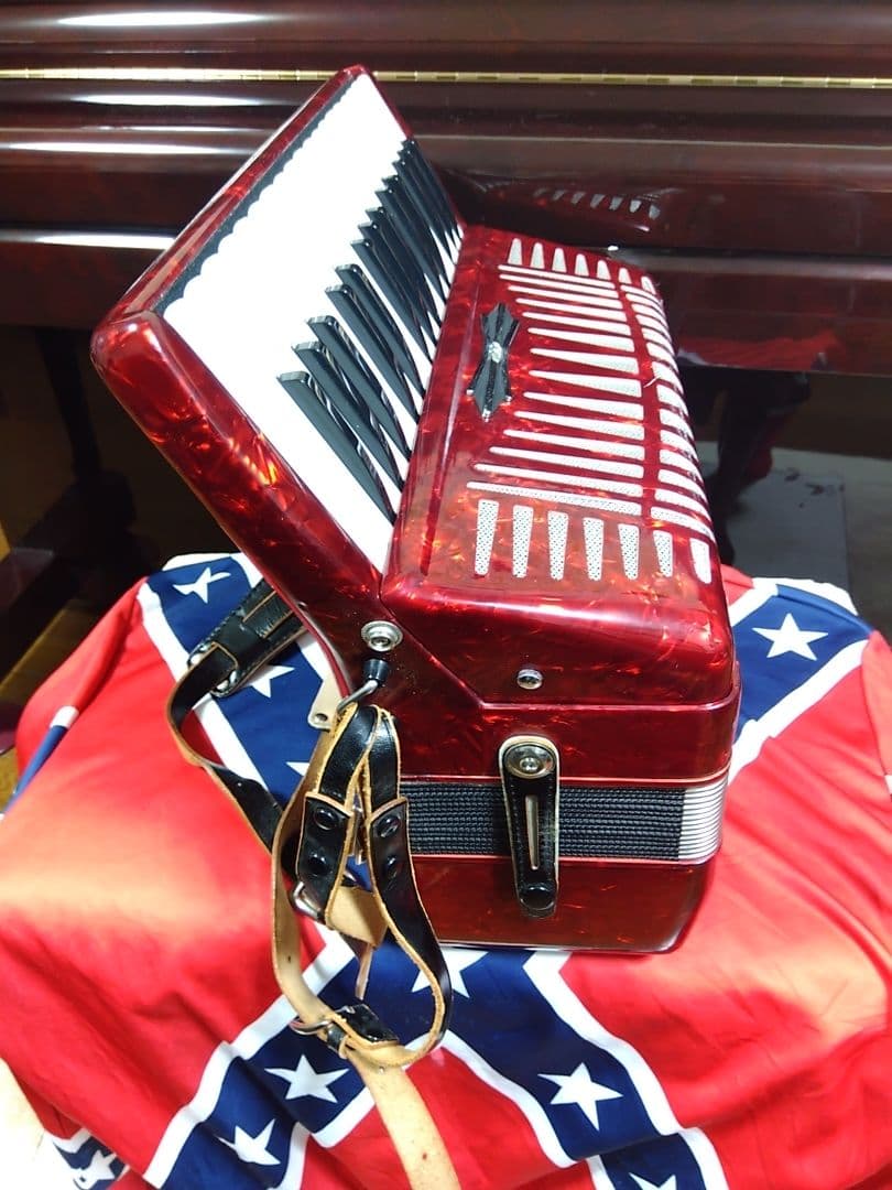 Yamaha Accordions Ya-21