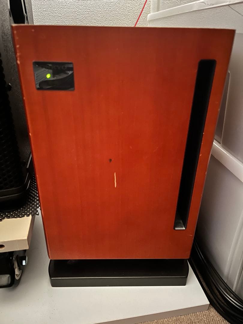 Subwoofer Onkyo Sl-057