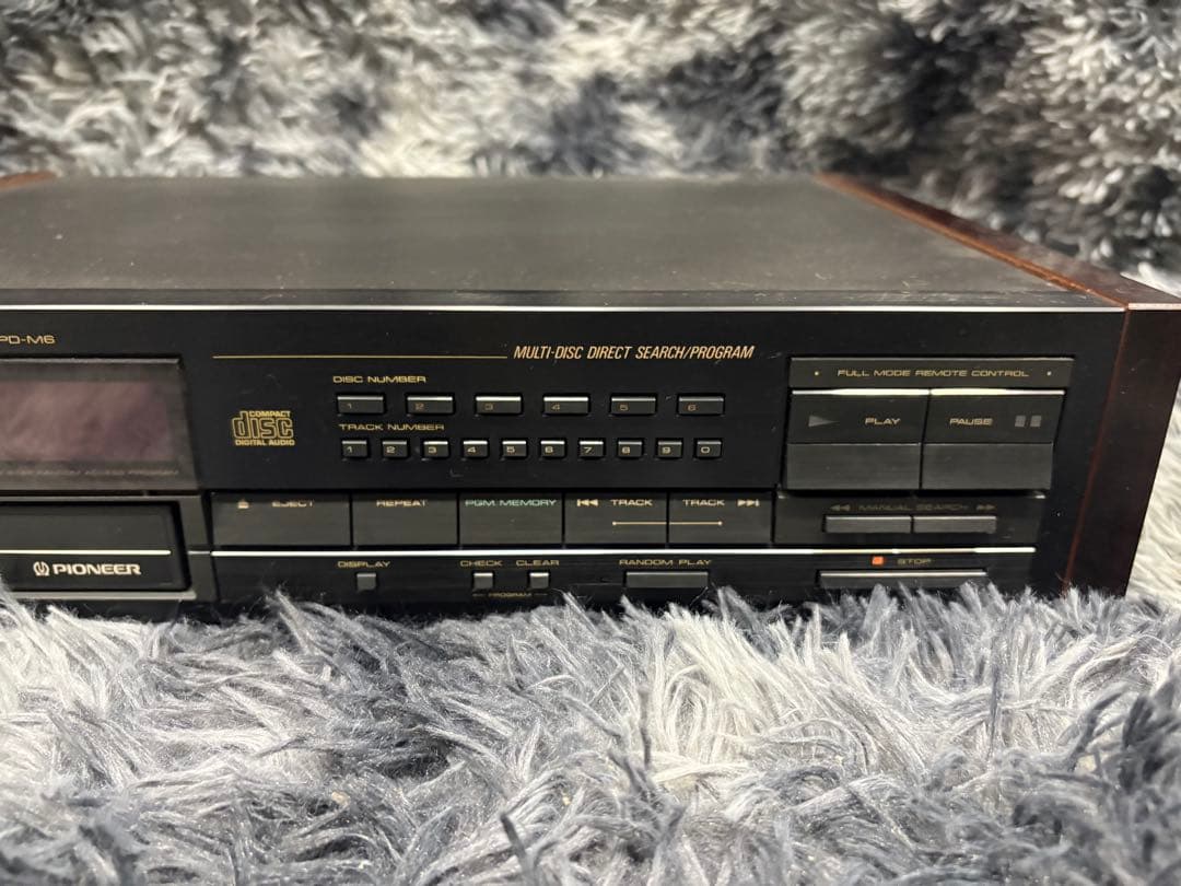 Pioneer Cd Sacd Players A0105)Pioneer Pd-M6