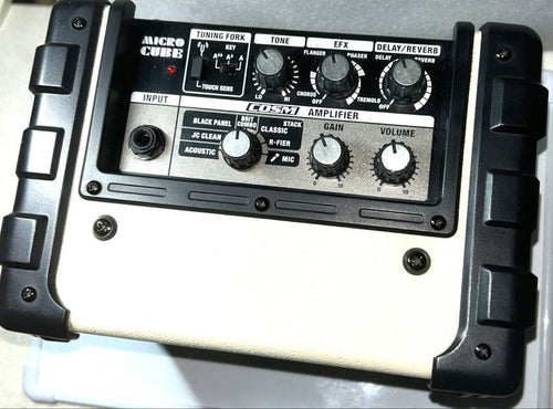 Roland Guitar Amplifier
