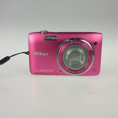 Nikon Compact Digital Camera Coolpix S3500 Pink