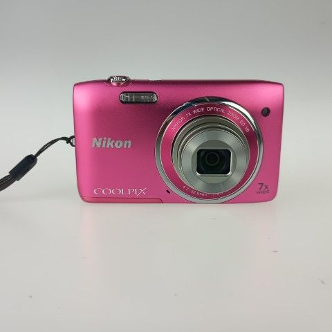Nikon Compact Digital Camera Coolpix S3500 Pink