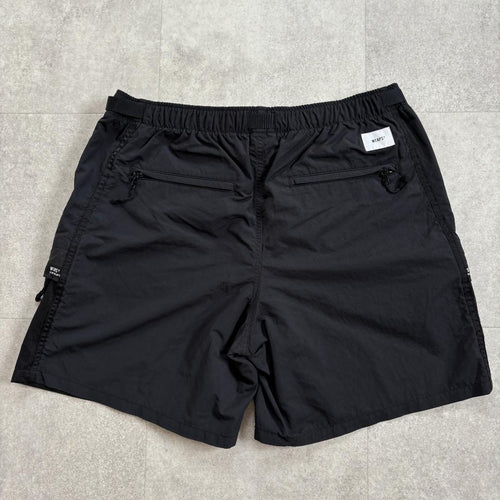Wtaps Shorts Bermuda /03