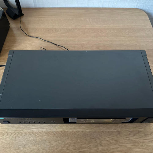 Sansui Radio Tuner T-909