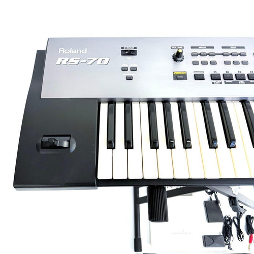 Analog Synthesizer Roland Rs-70