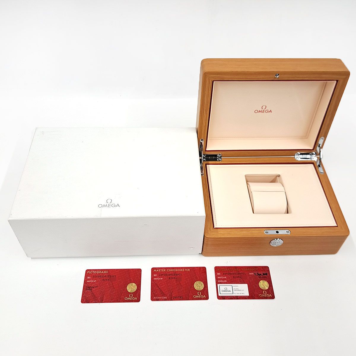 Omega Hand -Wound Clock 329.30.43.51.03.001