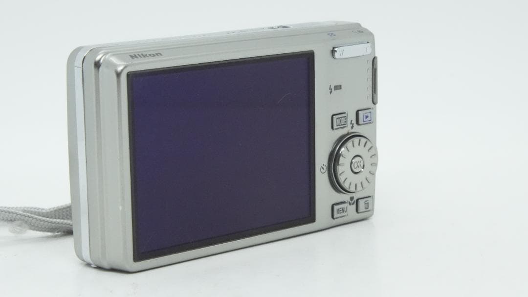 Compact Digital Cameras H2013 Nikon Coolpix S600