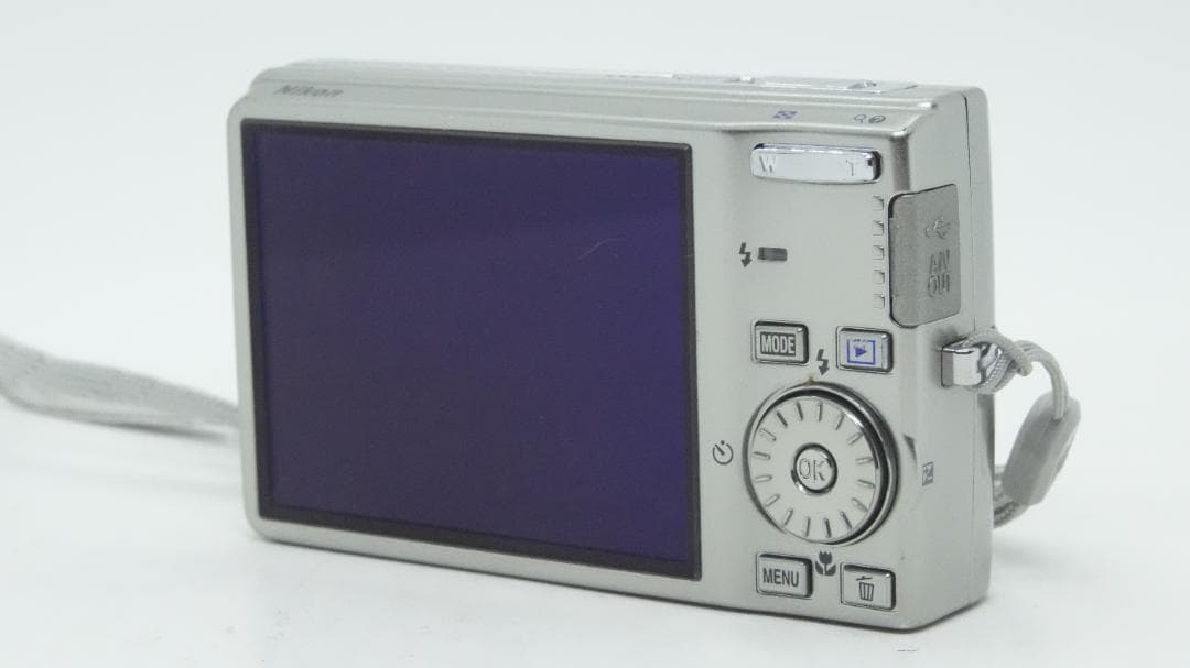 Compact Digital Cameras H2013 Nikon Coolpix S600