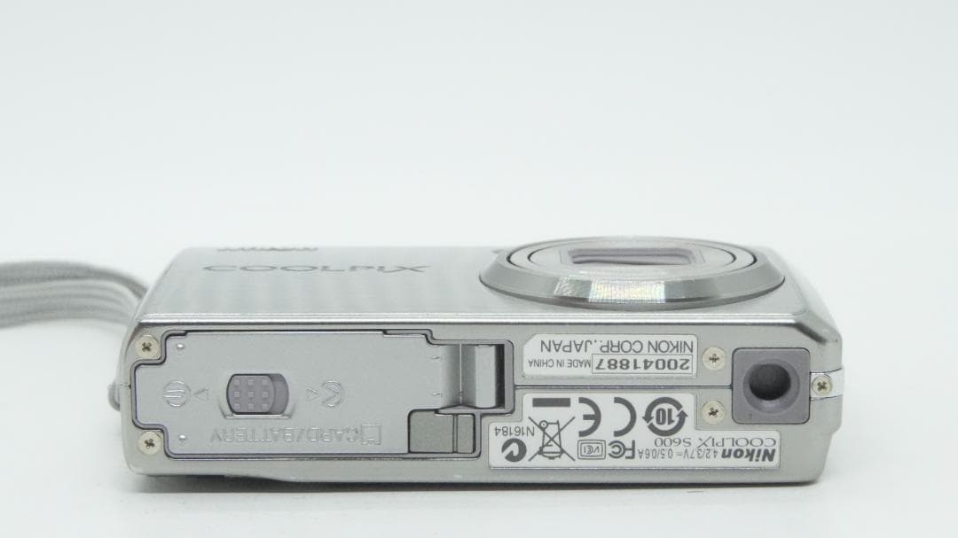 Compact Digital Cameras H2013 Nikon Coolpix S600