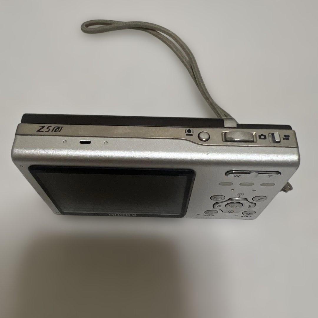 Compact Digital Cameras Fujifilm Finepix Z5