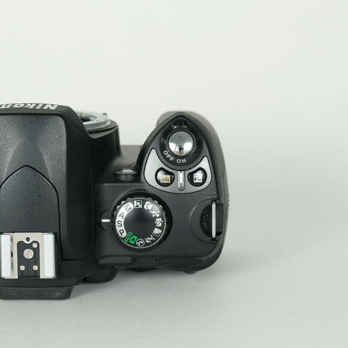 Nikon Digital Slr D40 F