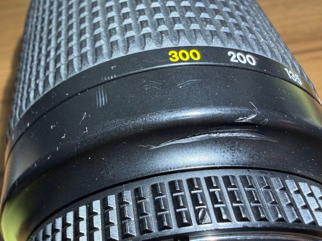 Nikon Zoom Lenses Ai Af Zoom-Nikkor Ed 70-300Mmf4-5.6D