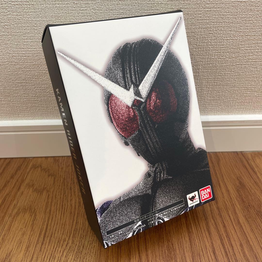 Bandai Kamen Rider S.H.Figuarts W