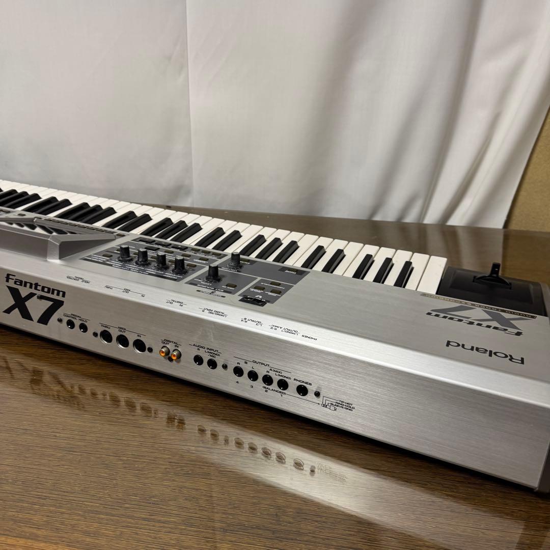 Others Roland Fantom X7 76