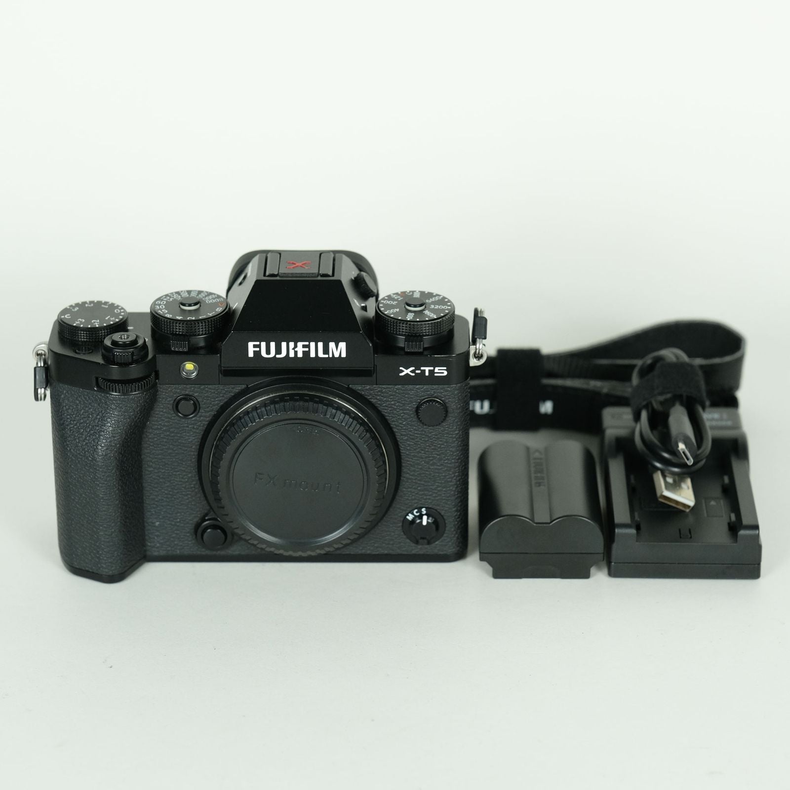 Fujifilm Mirrorless Interchangeable Lips 11,086 X-T5 X