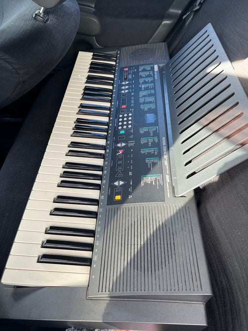 Yamaha Keyboard Electronic Piano 61