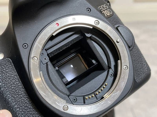 Canon Digital Slr Eos 70D Ef-S18-135Mm F3.5-5.6 Is Ef75-300Mm F4-5.6 Ii Usm