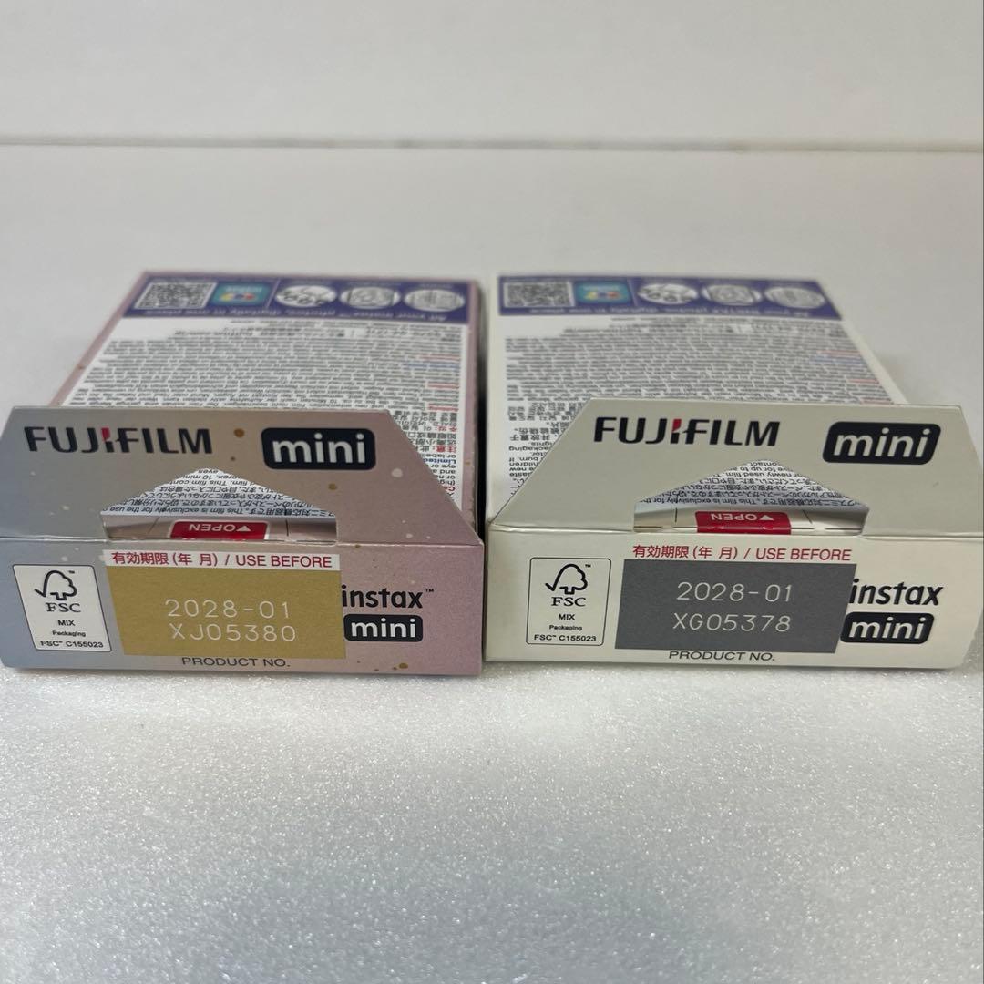 Fujifilm Instant Film 10 2
