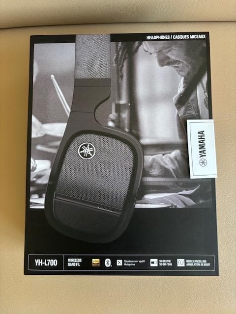 Yamaha Wireless Headphones Yh-L700A
