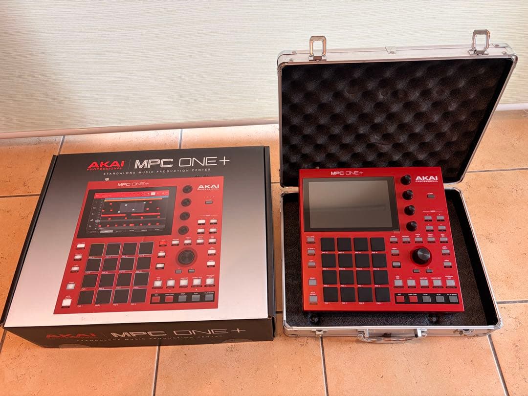 Akai Professional Samplers Mpc One+