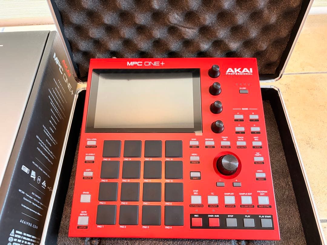 Akai Professional Samplers Mpc One+