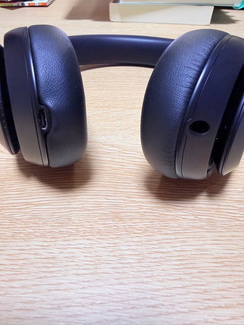 Wireless Headphones Beats A2924