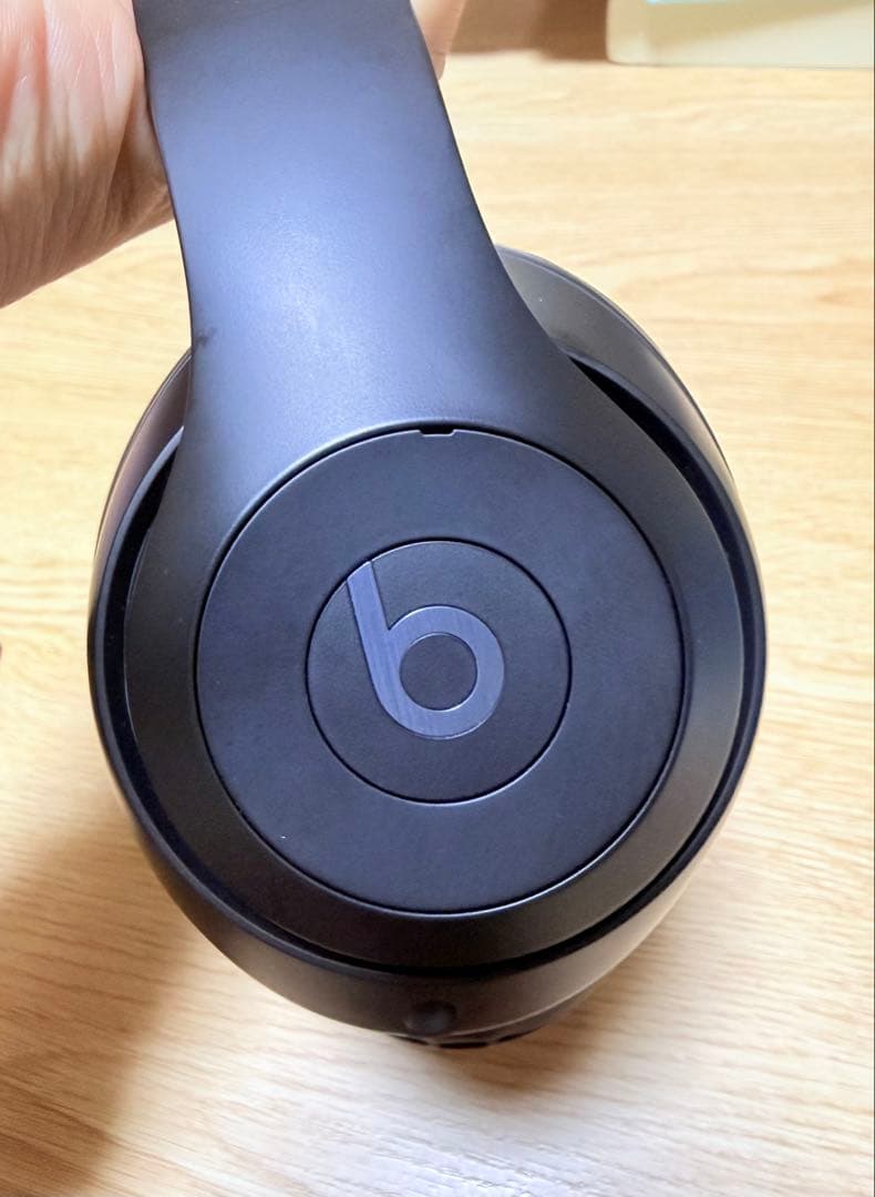 Wireless Headphones Beats A2924