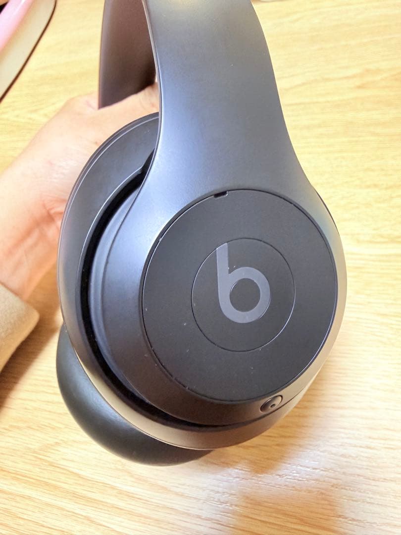 Wireless Headphones Beats A2924